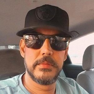 Meet your Posher, Eduardo